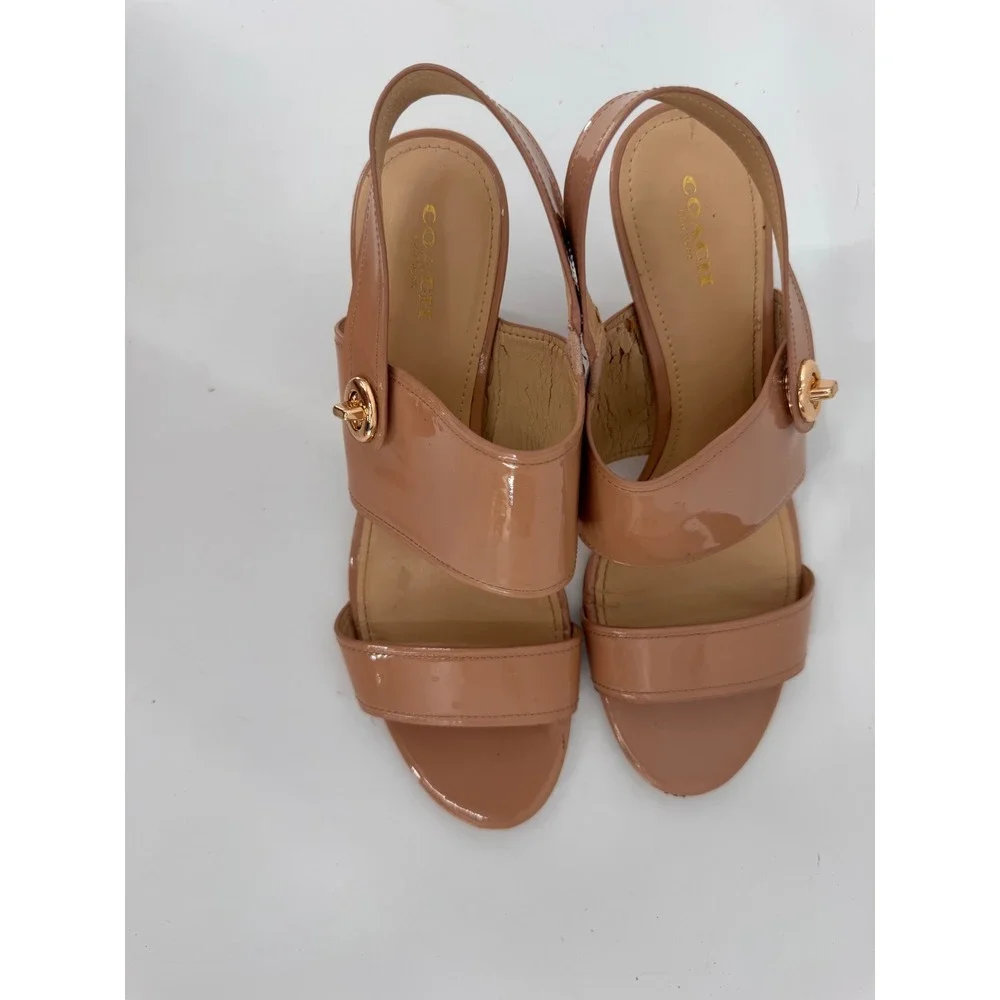 Coach Slingback Sandals Women 10B Tan Patent Leather Turnlock Kitten Heels Read